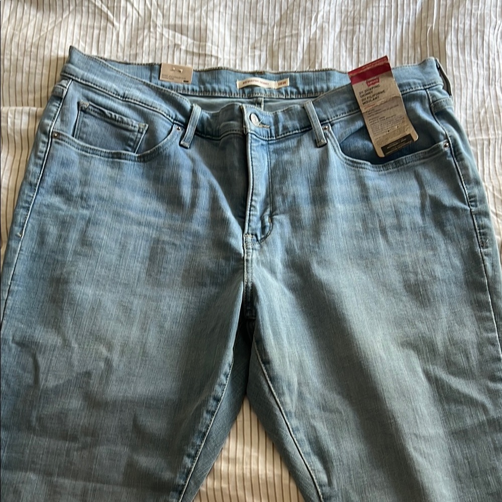 Levi's Blue Skinny Jeans with Classic Design - Picture 2 of 3